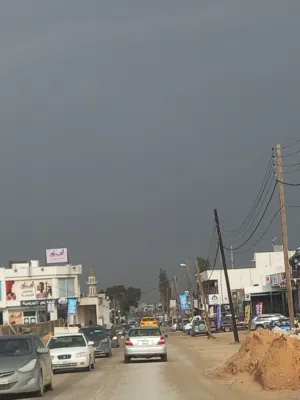 محل في طريق المشتل عين زاره قريب علي مطاعم اقرب مطعم بكنك ومعهد رسل الحضاره يبعد علي طريق رئيس 10 مت