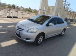للبيع يارس اقتصادي مستخدم نضيف جدأ