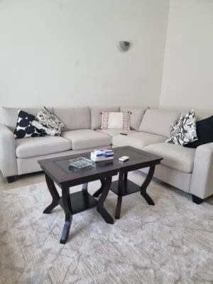 كنب جديد من دانوب حرف L لونه بيج