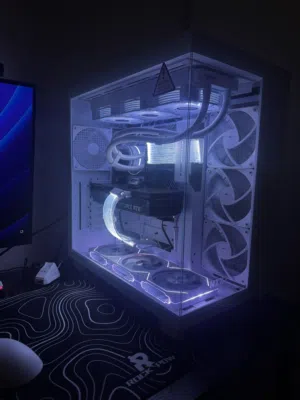 للبيع PC Gaming فاخر  RTX 3090 24GB  NZXT H9 Flow  32GB RAM