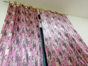 ستاره مجلس مزدوج شبه جديد مع علاق حديد لون ذهبي
