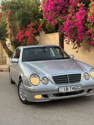 مرسيدس E200 Kompressor Elegance موديل 2001