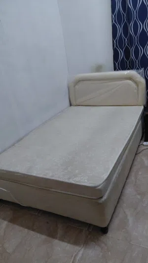 3 door wardrobe and bed