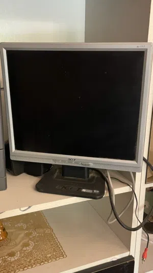 17" Acer monitors for sale  in Tripoli