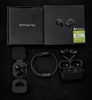 Airpods pro 2 (لون اسود) مع عزلين للاغاني والمكالمات وفيها جرص