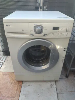 غساله تومتيك نوع LG 7 كيلو للبيع
