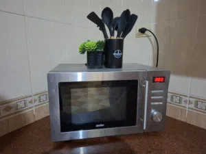 Other 20 - 24 Liters Microwave in Tripoli
