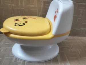 babys toilet commode