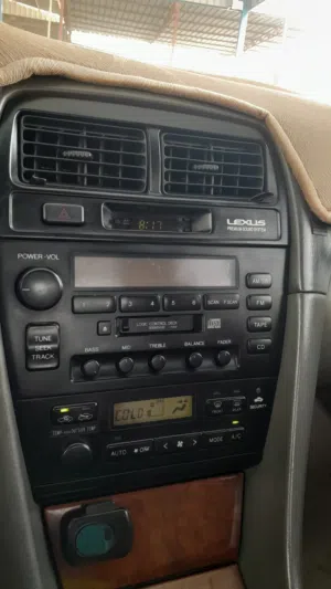مسجل لكزس 1999  es300? خليجي نظيف جدا