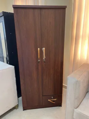 كبتات شبه جديده حلوه ونظيفه