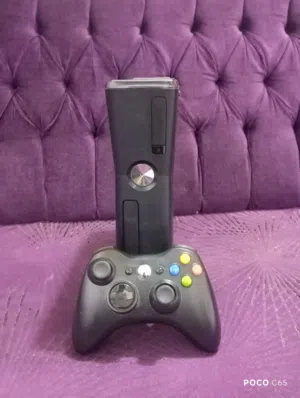 اكس بوكس 360 مستعمل نظيف مهكر سعره 155 يجي وياه 4 يدات