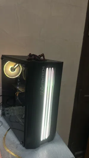 بيسي جيمنج مع شاشه للبيع