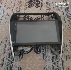شاشة كامري