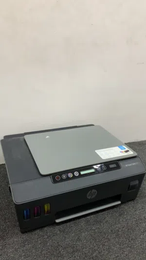 للبيع طابعة ماركة HP