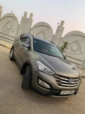 Used Hyundai Santa Fe in Basra
