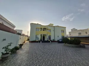 فيلا للإيجار في الخوض - Villa for rent in Al Khoud