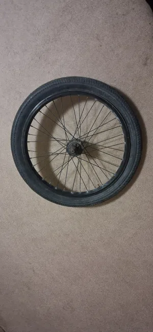 رنق خلفي لي شركتProject او dk او BMX نضيف و سليم