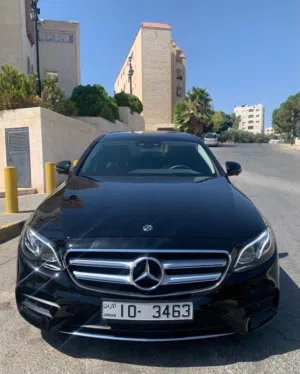 E200 2018 وارد وبحالة الشركة 16 الف كم فقط