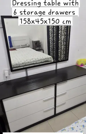 Dressing table