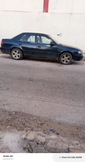 تيوتا كورولا موديل 2000