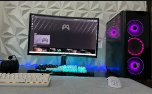 للبيع كمبيوتر جيمنج (PC Gaming) بحالة اكثر من ممتازة - RTX 4060 + شاشة Samsung 144Hz