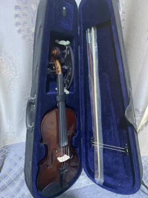كمانجه فيتنس مقاس 4/4 بحالة ممتازه Fitness Violin