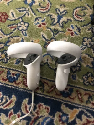 Oculus Quest 2 دراعات