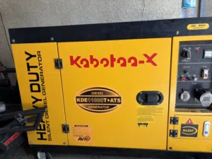 مولد كابوتا اكس مشتغلة 300 ساعه فقط شراء جديد قبل سنة8,5KV