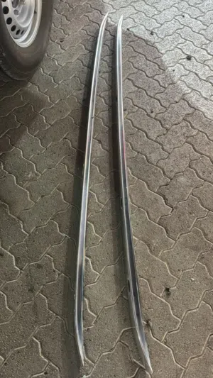 سيوف لاندكروزر