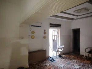 قابل للنقاش  شقة  بنغازي  ثلاثة غرف مربوعة حمامين مطبخ صالة كبيرة ارتداد لا بأس به