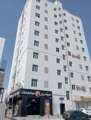 محل للبيع في المعبيلة الجنوبية بقرب نيستو واسواق بن راشد مؤجر بقالة