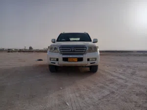 لاندكروزر نظيف جدا للبيع وكاله شرط