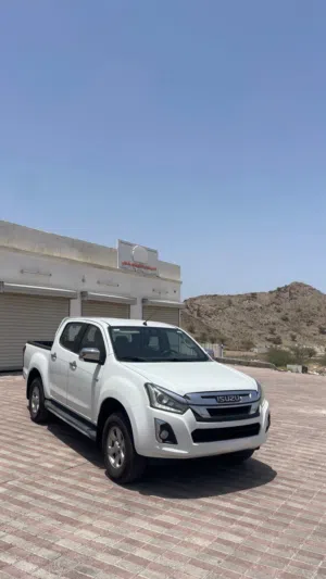 Used Isuzu D-Max in Muscat