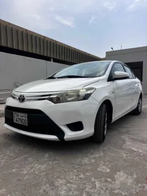 2016 Toyota Yaris Sedan GCC Specs Repainted White Used Car with Air Conditioning