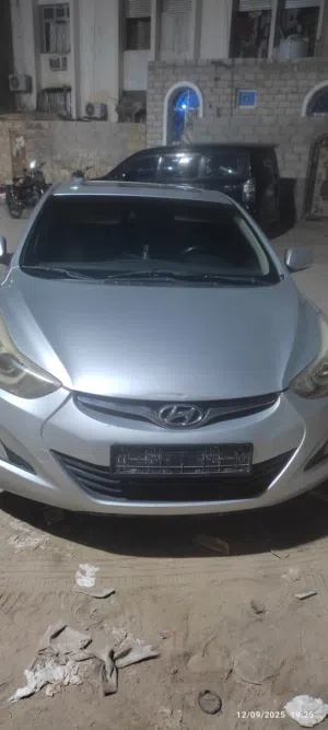 Hyundai ELANTRA 2014 model