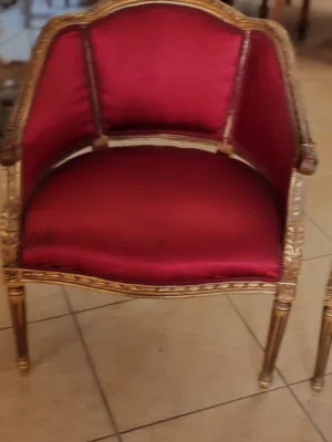 كرسي ستيل.. مدهب