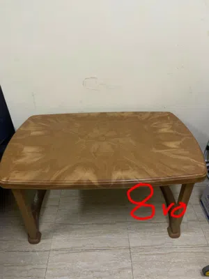 plastic table