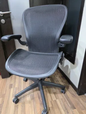 Herman Miller Aeron Classic