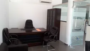 فك وتركيب جميع انواع الأثاث المنزلي والمكتبي وكذلك الستائر