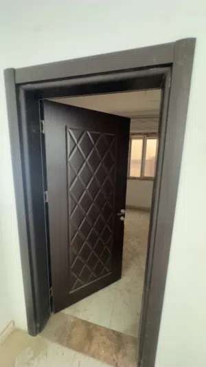 ابواب كاصة طلياني مصفحة للبيع