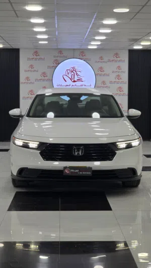 2024 Honda Accord فخامة واعتمادية يابانية مريحة في القيادة ومناسبة للاستخدام اليومي والسفر.