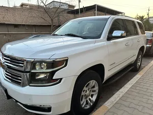 Chevrolet . Tahoe . 20151