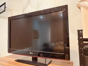 تلفزيون الجي 42 بوصه