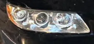 فنار ازيرا أمريكي 2009 الأصلي جهة اليمين