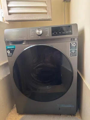 Hisense washer & dryer WDQA9014EVJMW 9/6 KG one year old
