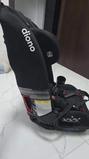 كرسي اطفال جديد