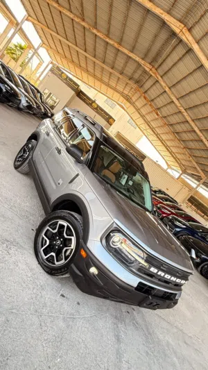 Ford Bronco 2021 فورد برونكو 2021 محرك 1500  تيربو  سيارة حرة سعر بدون جمرك