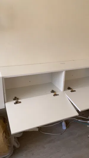 طاوله تلفزيون