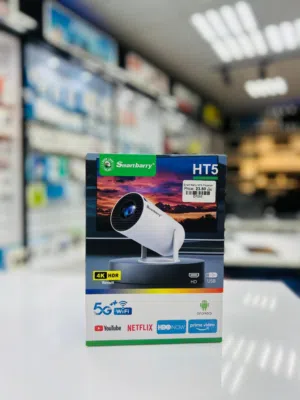 Smart Berry HT5 projector in Muscat / Brand New