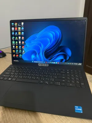Dell Vostro 3520 شبه جديد جيل12